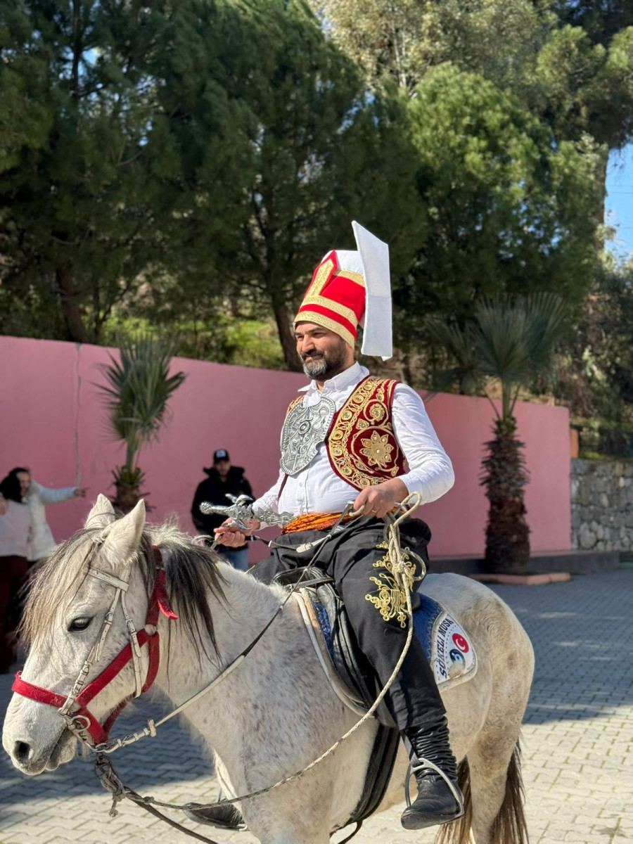 SÖKE'DE TARİH CANLANDI..! 